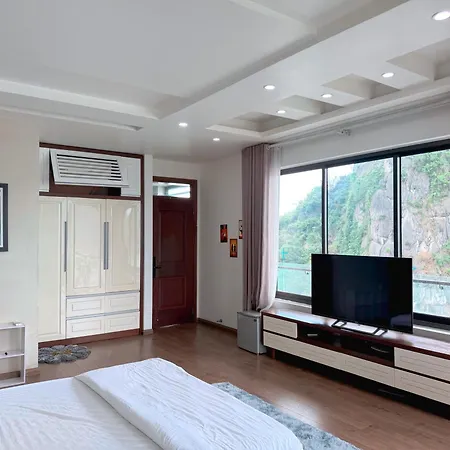 Sunny Bay Home
