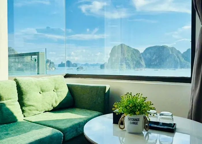 Sunny Bay Nhà khách