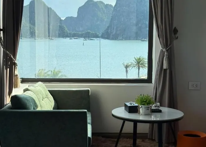 Nhà khách Sunny Bay Hạ Long