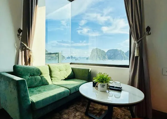 Sunny Bay Nhà khách Hạ Long